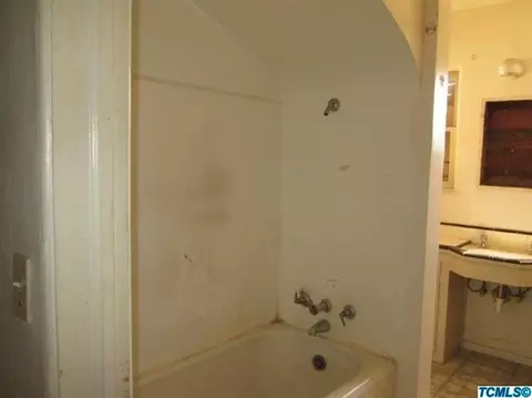 2728 E Normal Ave, Fresno, CA 93703 photo 12