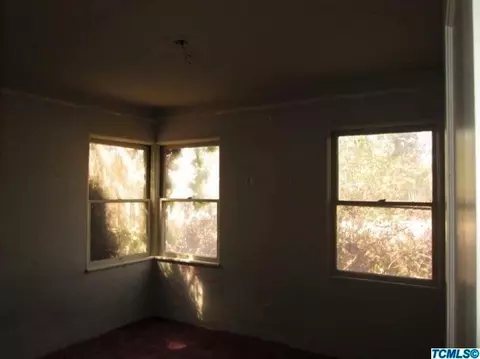 2728 E Normal Ave, Fresno, CA 93703 photo 8