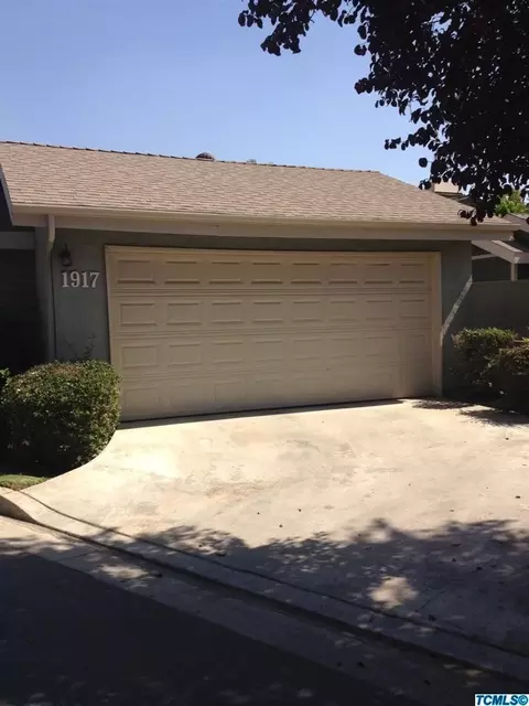 1917 E Vine St, Visalia, CA 93292 photo 3