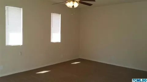 620 Pickerell Ave, Corcoran, CA 93212 photo 5