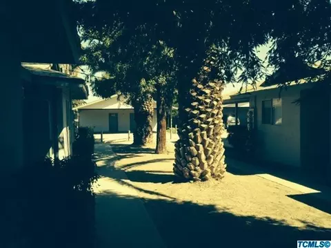 33036 Manzanita Rd, Ivanhoe, CA 93235 photo 2