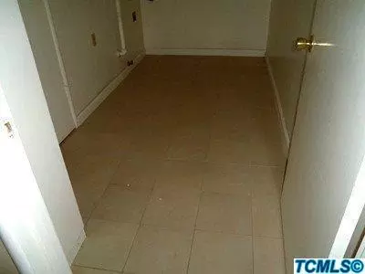 2201 E Howard Ave, Visalia, CA 93292 photo 8