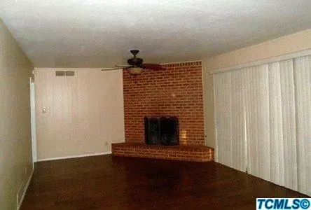 2201 E Howard Ave, Visalia, CA 93292 photo 9