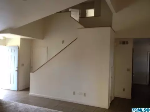 797 Alpha St, Tulare, CA 93274 photo 5