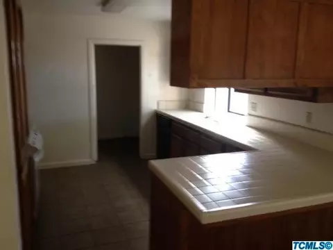 797 Alpha St, Tulare, CA 93274 photo 6