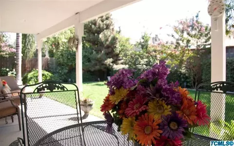 213 E Wilson Ave, Tulare, CA 93274 photo 28