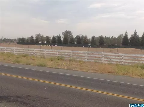16848 N D St, Madera, CA 93638 photo 6