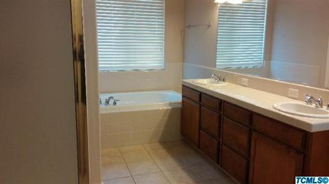 1914 E Jefferson Ave, Reedley, CA 93654 photo 32