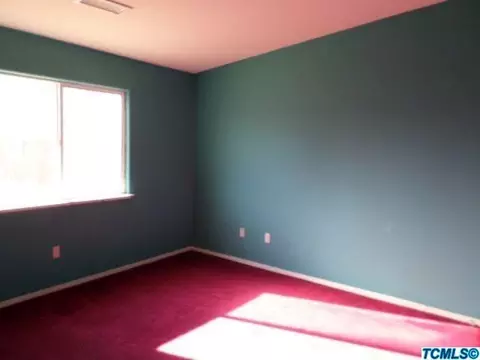 1024 E Lassen St, Avenal, CA 93204 photo 18