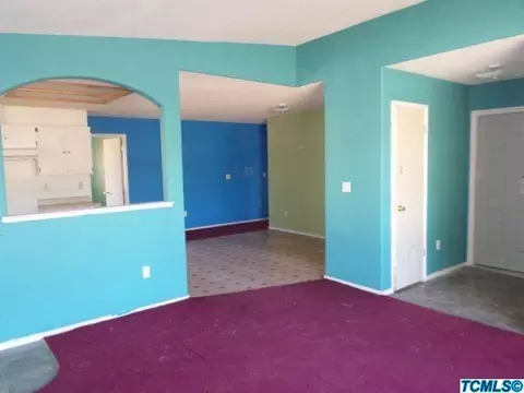 1024 E Lassen St, Avenal, CA 93204 photo 10
