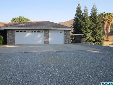 33449 Globe Dr, Springville, CA 93265 photo 4