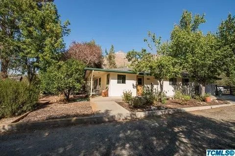 41114 Oakridge, Three Rivers, CA 93271 photo 4