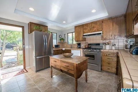 41114 Oakridge, Three Rivers, CA 93271 photo 3