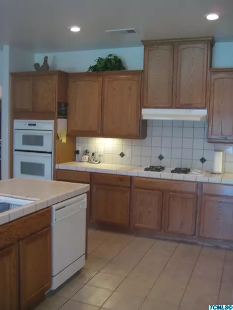 3535 E Feemster Ave, Visalia, CA 93292 photo 5