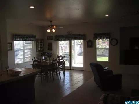 3535 E Feemster Ave, Visalia, CA 93292 photo 9