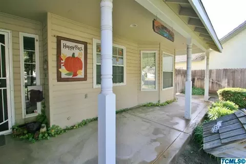 509 Lone Oak Ct, Exeter, CA 93221 photo 3