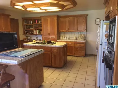 3318 S Bridge St, Visalia, CA 93277 photo 9