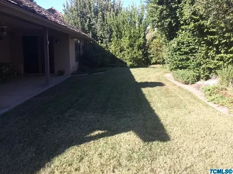 3318 S Bridge St, Visalia, CA 93277 photo 20