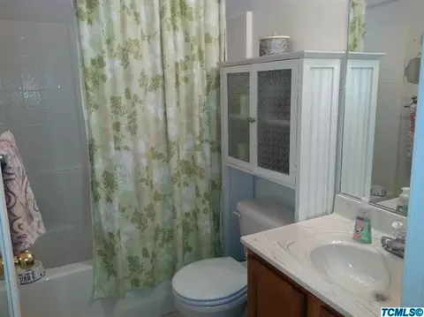 4301 E Sue Ave, Visalia, CA 93292 photo 9
