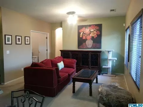 4301 E Sue Ave, Visalia, CA 93292 photo 3