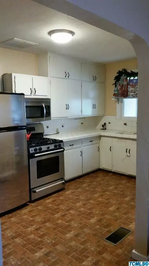 544 S E St, Exeter, CA 93221 photo 7