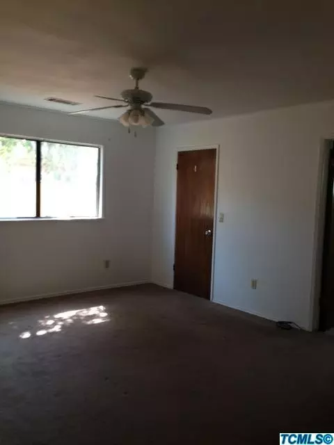 1471 Christine Ln, Lemoore, CA 93245 photo 11
