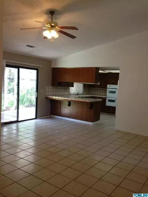 1471 Christine Ln, Lemoore, CA 93245 photo 4