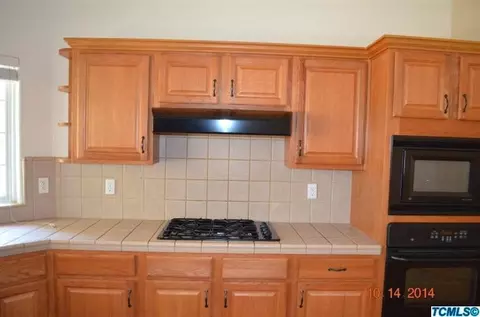 406 E Gibson Ave, Reedley, CA 93654 photo 6