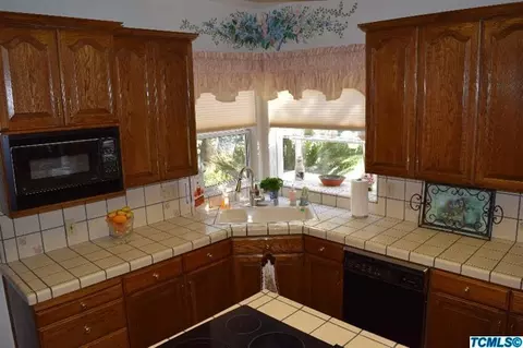 6003 W Beech Ct, Visalia, CA 93277 photo 11