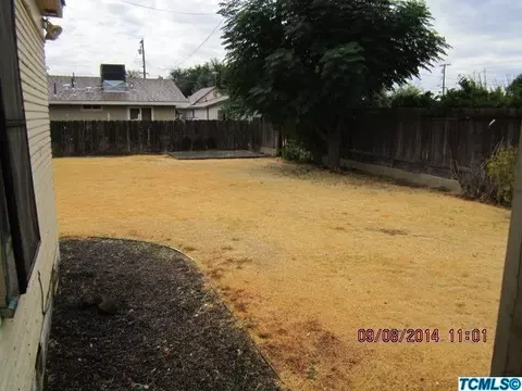 1812 E Olive Way, Dinuba, CA 93618 photo 9