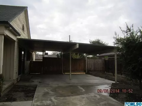 1812 E Olive Way, Dinuba, CA 93618 photo 4