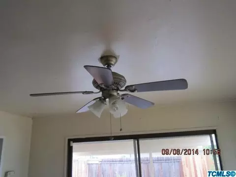 1812 E Olive Way, Dinuba, CA 93618 photo 5