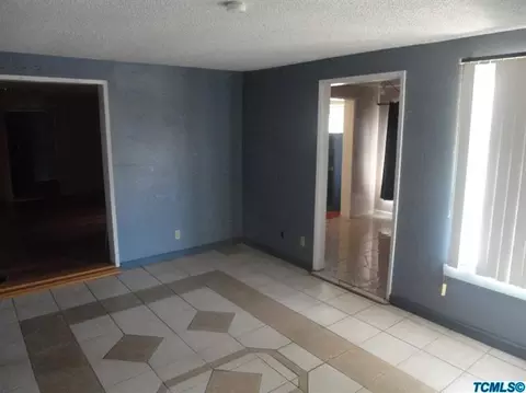 401 N Quince Ave, Exeter, CA 93221 photo 4