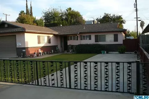 302 Plum St, Exeter, CA 93221 photo 2
