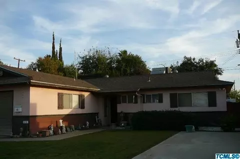 302 Plum St, Exeter, CA 93221 photo 4
