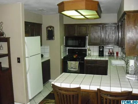 30857 Juniper St, Visalia, CA 93291 photo 4