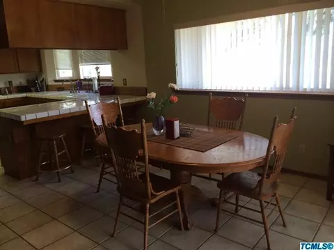 30456 Sunrise Meadow Dr, Exeter, CA 93221 photo 5