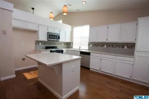 1596 Coventry Ave, Clovis, CA 93611 photo 8