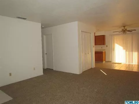 940 Woodworth Ave, Clovis, CA 93612 photo 7