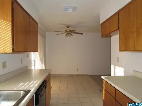 940 Woodworth Ave, Clovis, CA 93612 photo 11