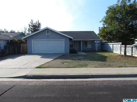 940 Woodworth Ave, Clovis, CA 93612 photo 2