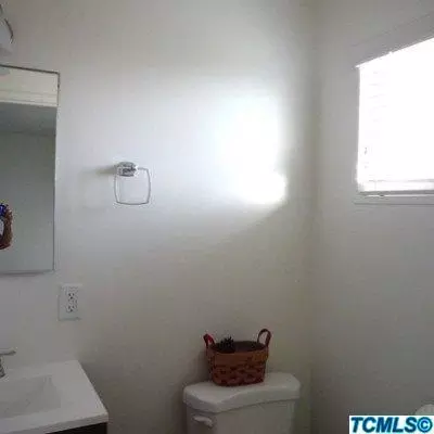 3147 E Cathie Ct, Visalia, CA 93292 photo 8