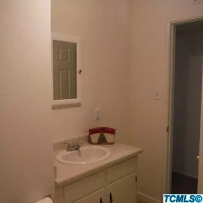 3147 E Cathie Ct, Visalia, CA 93292 photo 12