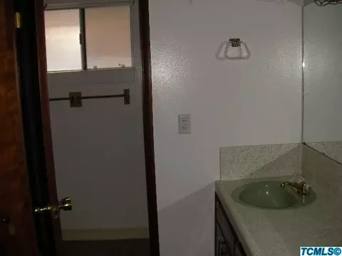 45216 Sierra Dr, Three Rivers, CA 93271 photo 8