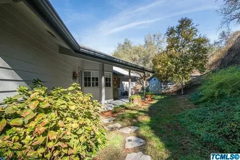 45686 Sierra Dr, Three Rivers, CA 93271 photo 5
