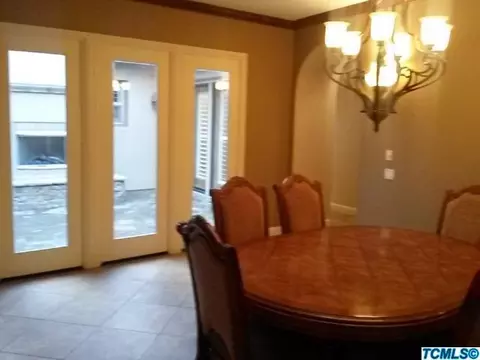 2071 E Goleta Ct, Tulare, CA 93274 photo 19