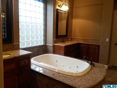2071 E Goleta Ct, Tulare, CA 93274 photo 36