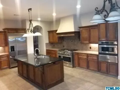2071 E Goleta Ct, Tulare, CA 93274 photo 28