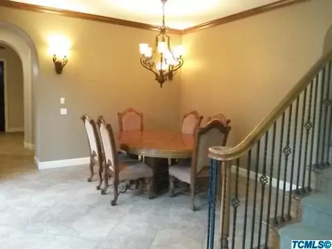 2071 E Goleta Ct, Tulare, CA 93274 photo 17
