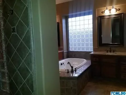 2071 E Goleta Ct, Tulare, CA 93274 photo 42